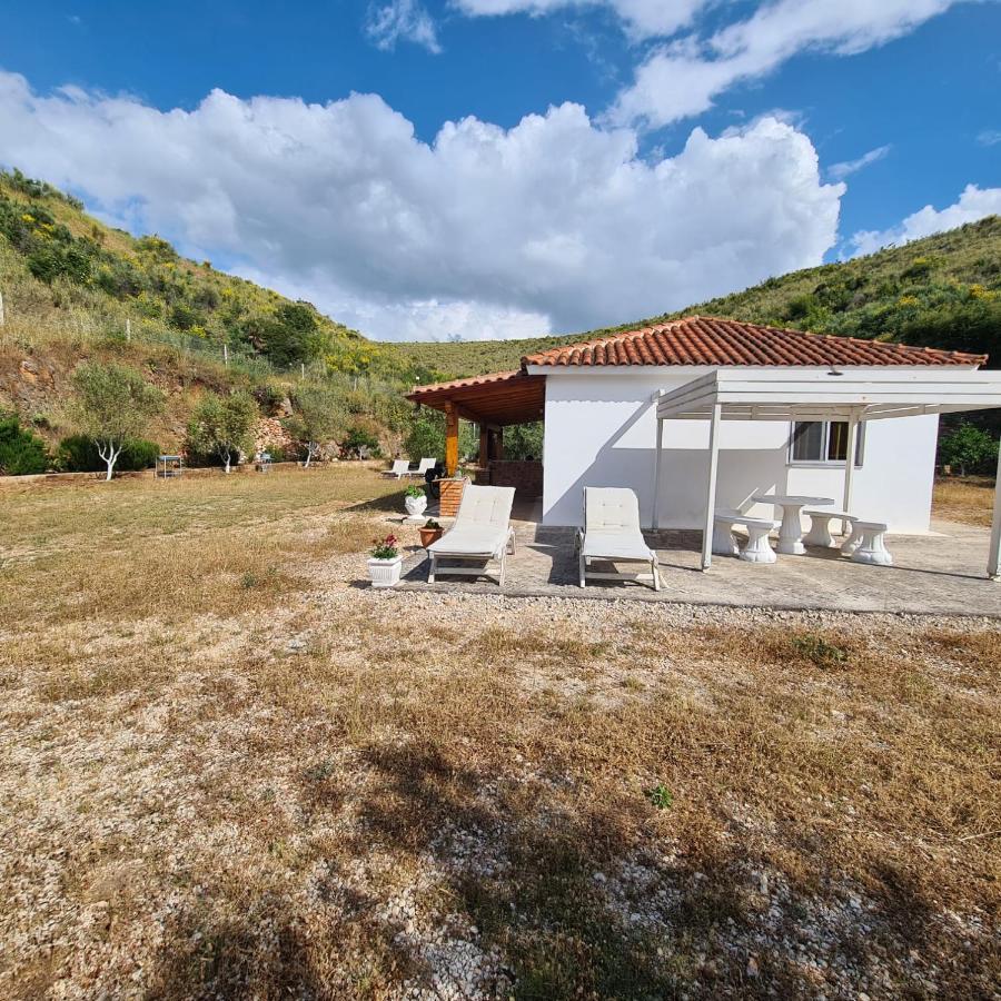 Martini Vacation Home Sarande Exterior photo